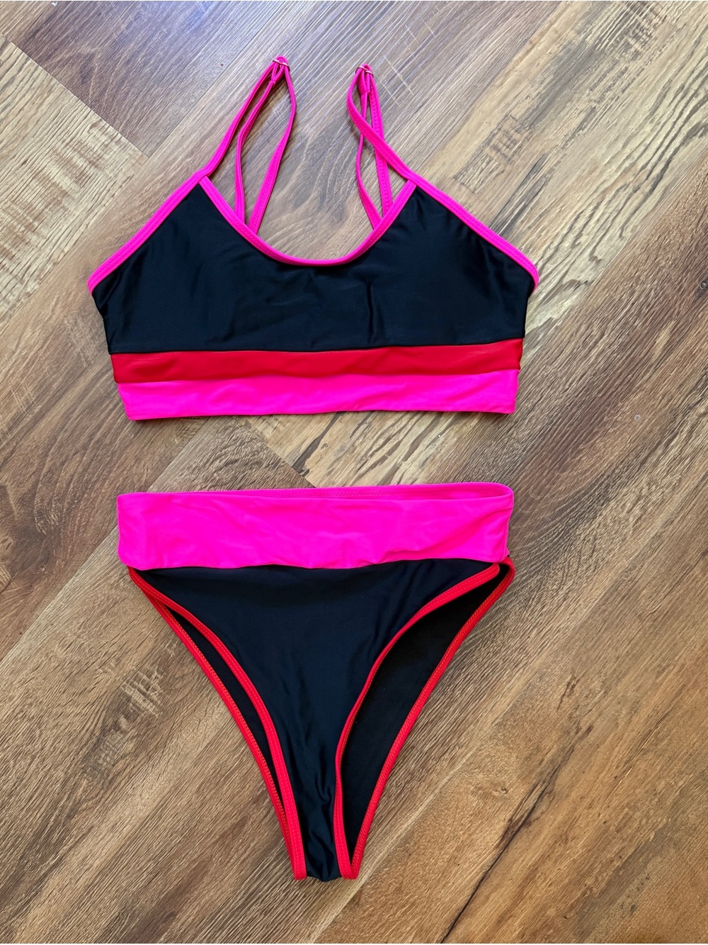 Women’s Black & Hot Pink Cheeky Two-Piece Swim Set